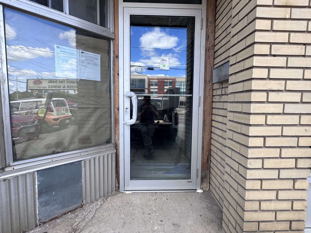 Commercial Glass & Aluminum Doors installed by Canuck Door Systems for Palozzi's Eatery Inc in Halton Hills