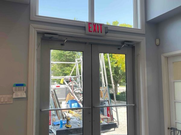 Commercial Glass & Aluminum Doors installed by Canuck Door Systems for Bayview Hill Animal Hospital in Richmond Hill