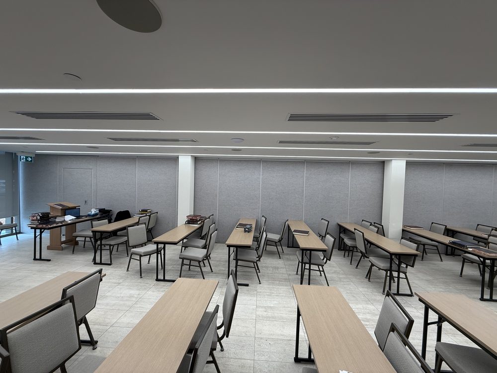 Operable Walls installed by Canuck Door Systems for Eitz Chaim & Kollel School in Vaughan