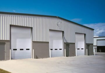 Commercial Sectional Overhead Doors | Canuck Door Systems