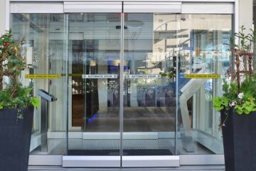 frameless sliding glass doors
