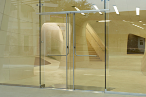 Interior Swinging Frameless Glass Doors